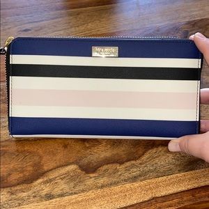 Kate Spade Black Multicolored Stripes Wallet